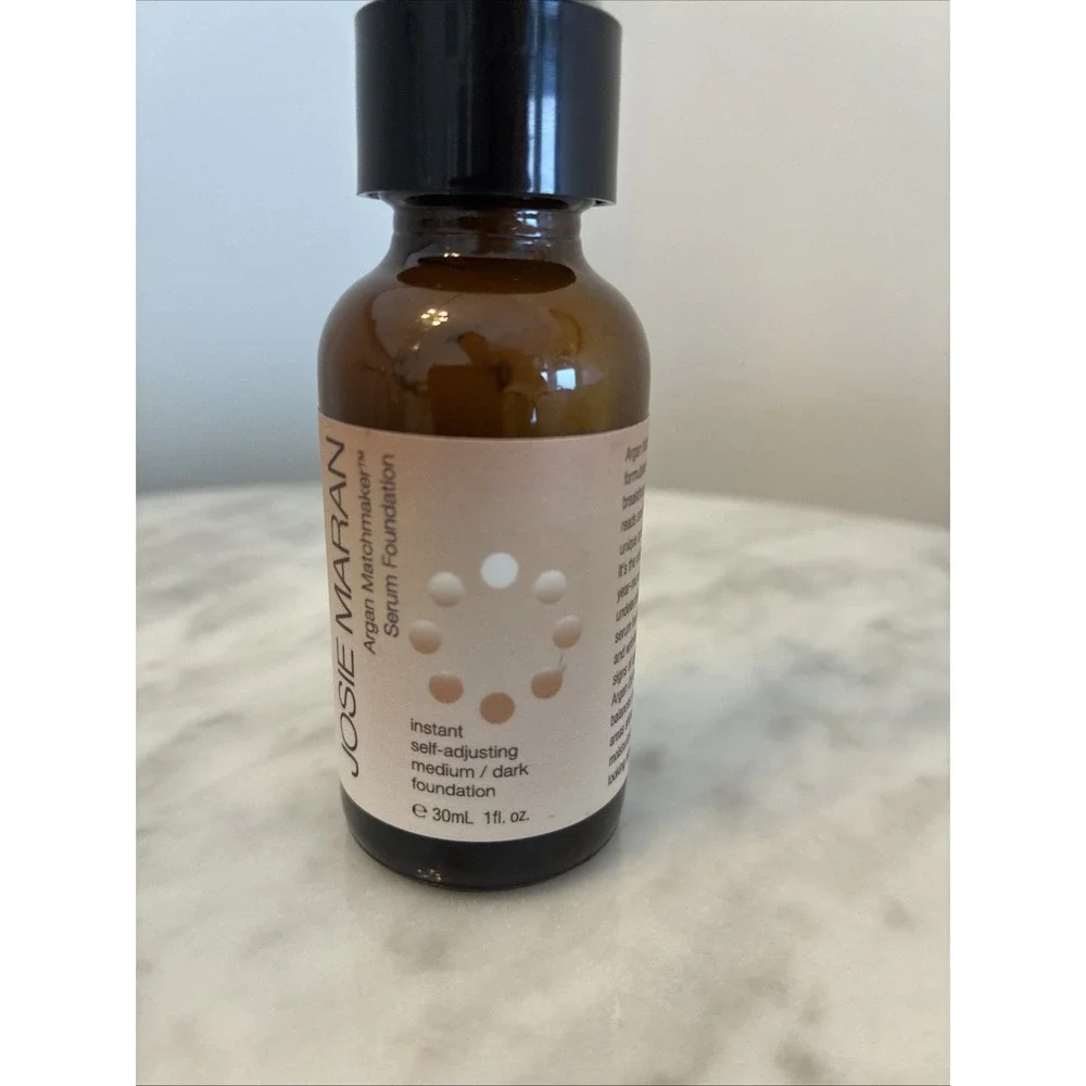 Josie Maran Argan Matchmaker Serum Foundation Medium / Dark 1 oz. - Picture 4 of 5